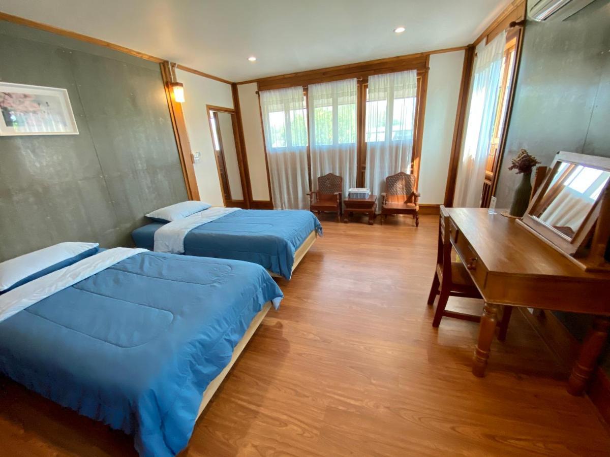 Tha Ma-O Bouteak Homestay - Self Check-In Lampang Eksteriør billede